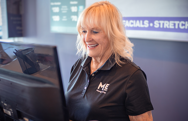 What to expect as a sales & customer service associate